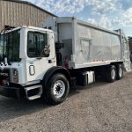 McNeilus Refuse Trucks sss